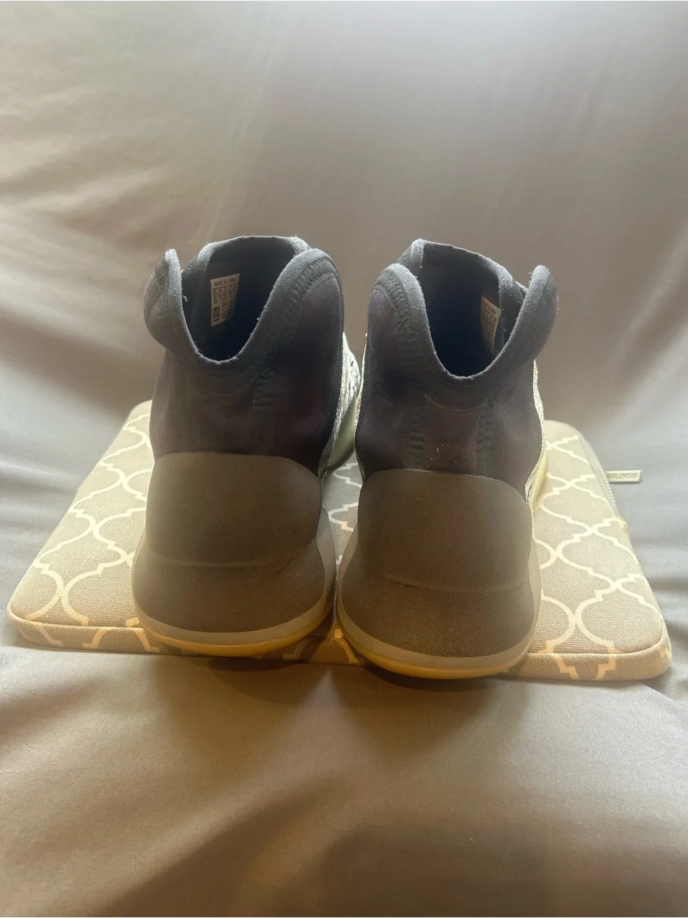 Adidas / Yeezy QNTM “Sea Teal” (GREAT CONDITION)